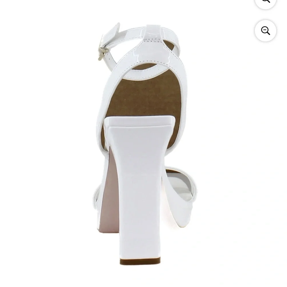 Jessica Simpson White Platform Heels - Picture 4 of 9